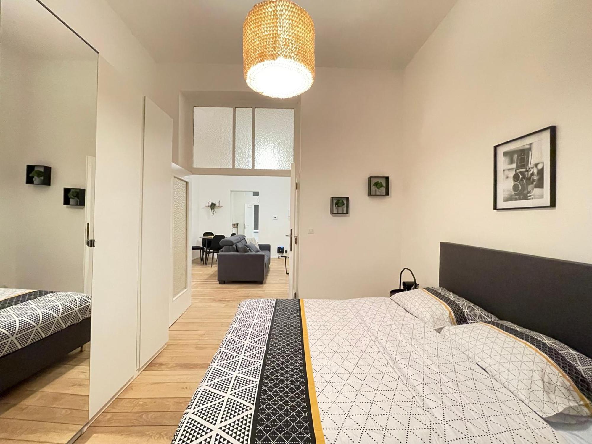 Charming Uccle - 1 Bedroom Căn hộ