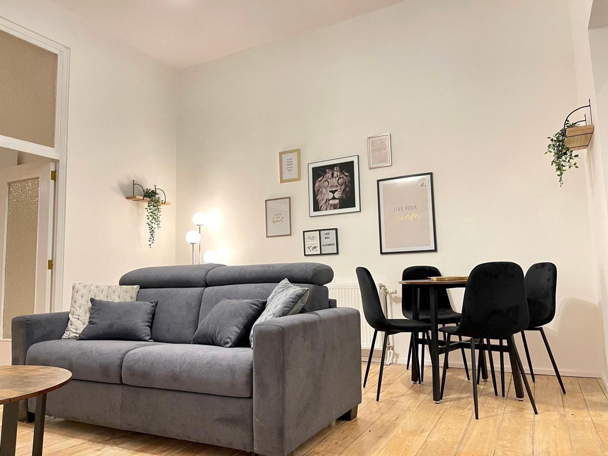 Căn hộ Charming Uccle - 1 Bedroom *